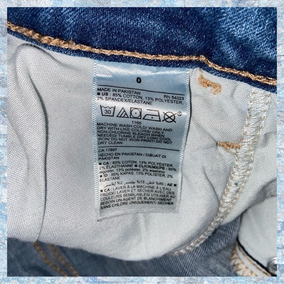 Old Navy Women’s 0 Blue 360 Stretch Extra High Rise Rockstar Super Skinny Denim - Picture 6 of 6